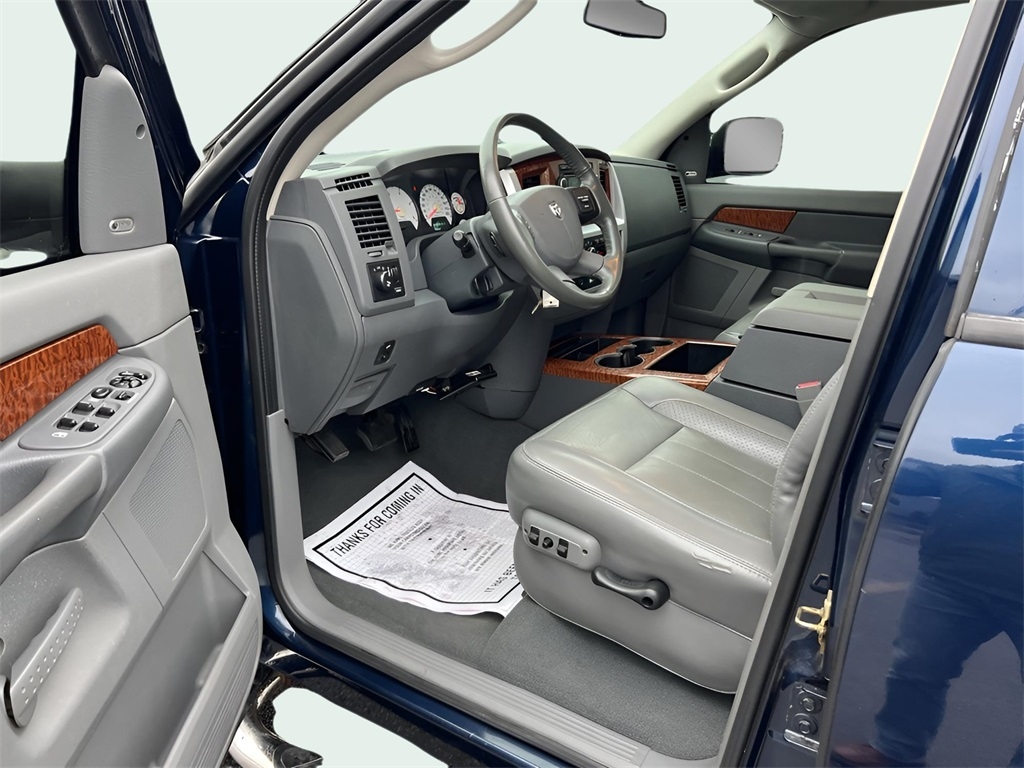 Dodge Ram 2500 Laramie Mega Cab 4WD 2007 Dodge Ram 2500 Laramie Mega Cab 4WD 2007