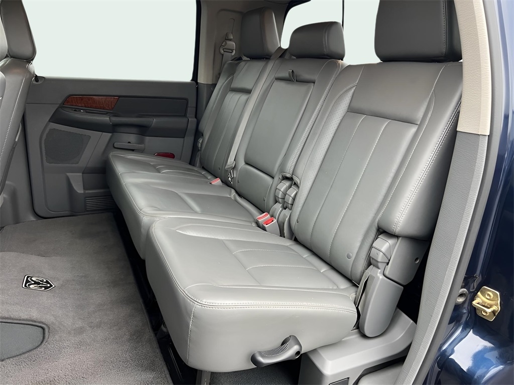 Dodge Ram 2500 Laramie Mega Cab 4WD 2007 Dodge Ram 2500 Laramie Mega Cab 4WD 2007