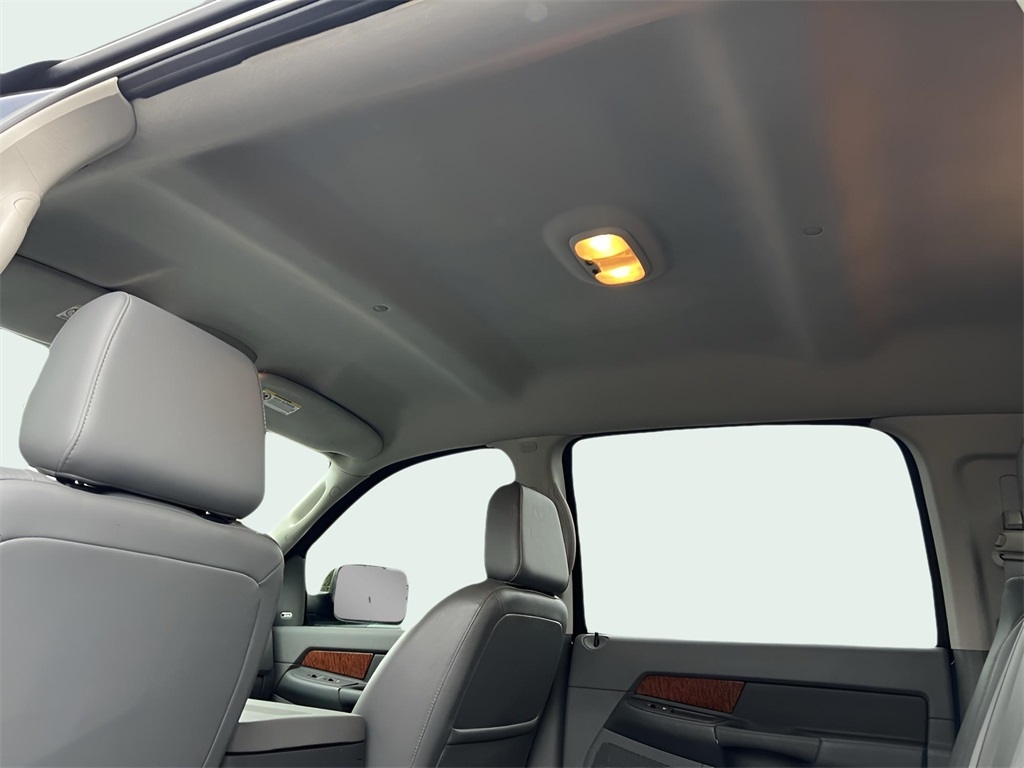 Dodge Ram 2500 Laramie Mega Cab 4WD 2007 Dodge Ram 2500 Laramie Mega Cab 4WD 2007