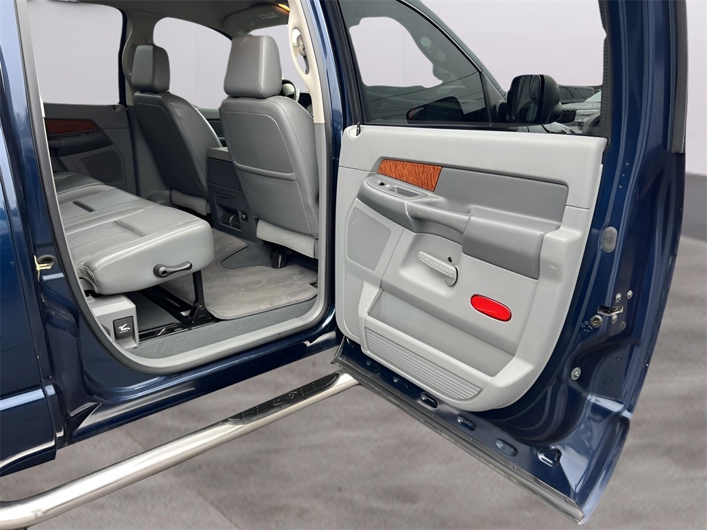 Dodge Ram 2500 Laramie Mega Cab 4WD 2007 Dodge Ram 2500 Laramie Mega Cab 4WD 2007