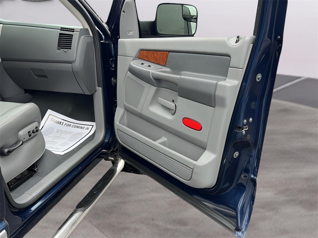 Dodge Ram 2500 Laramie Mega Cab 4WD 2007 Dodge Ram 2500 Laramie Mega Cab 4WD 2007