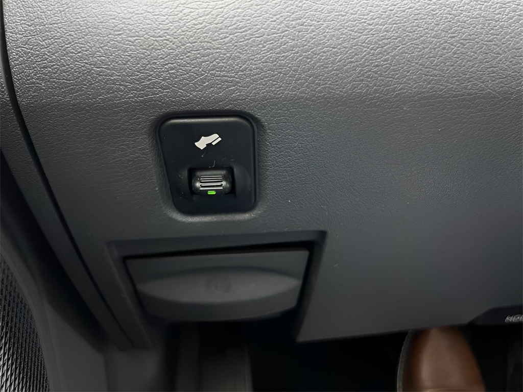 Dodge Ram 2500 Laramie Mega Cab 4WD 2007 Dodge Ram 2500 Laramie Mega Cab 4WD 2007