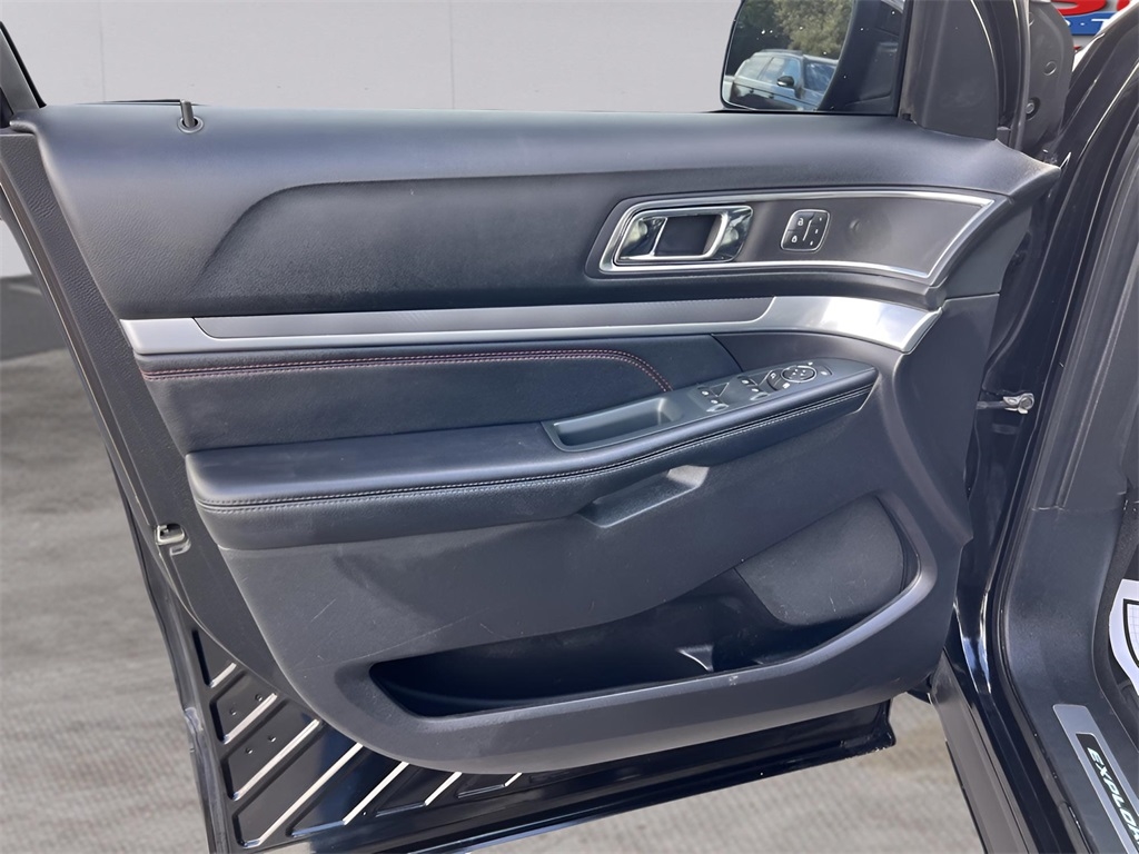 Ford Explorer Sport 4WD 2018 Ford Explorer Sport 4WD 2018