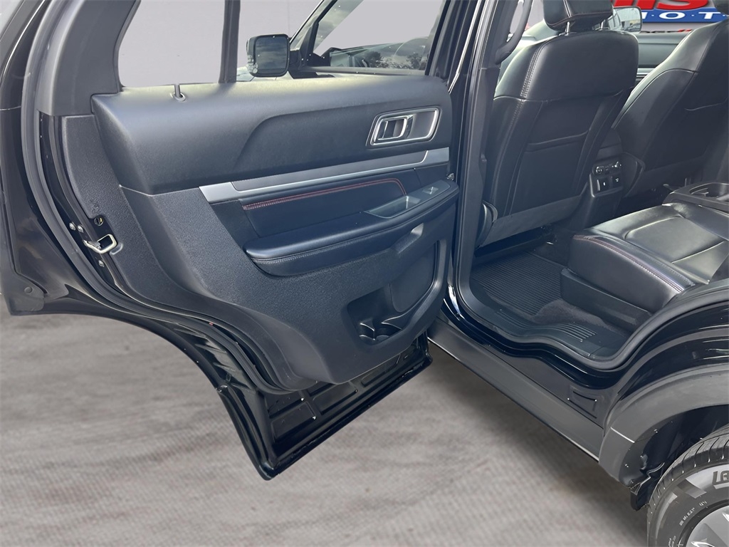 Ford Explorer Sport 4WD 2018 Ford Explorer Sport 4WD 2018