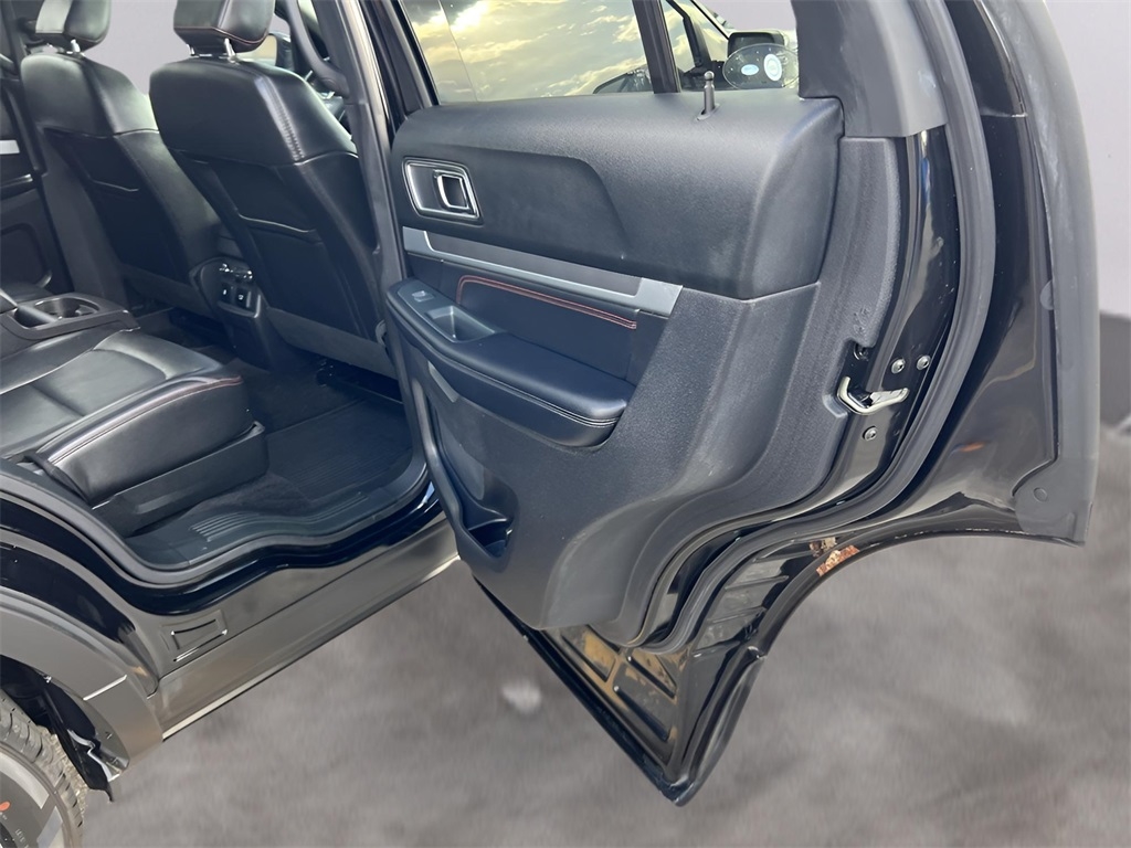 Ford Explorer Sport 4WD 2018 Ford Explorer Sport 4WD 2018