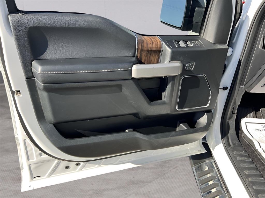 Ford F-150 XLT SuperCrew 6.5-ft. Bed 4WD 2020 Ford F-150 XLT SuperCrew 6.5-ft. Bed 4WD 2020