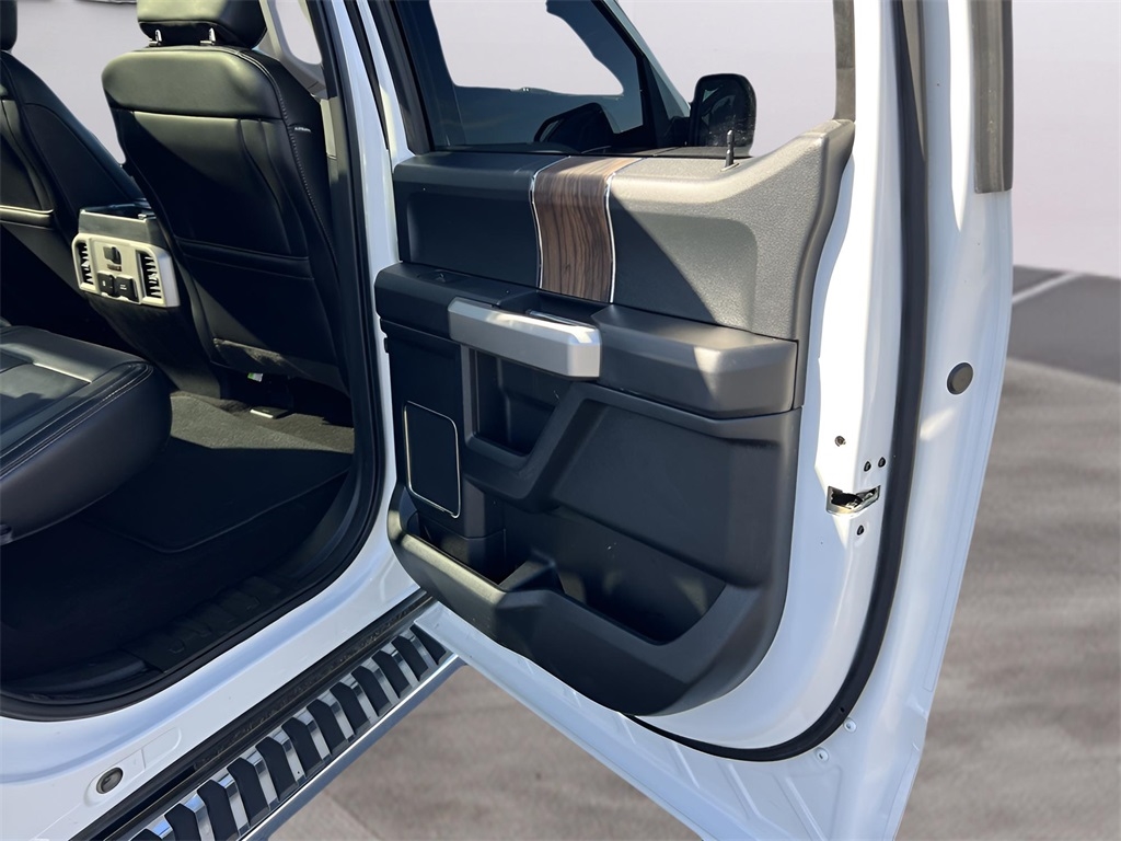 Ford F-150 XLT SuperCrew 6.5-ft. Bed 4WD 2020 Ford F-150 XLT SuperCrew 6.5-ft. Bed 4WD 2020