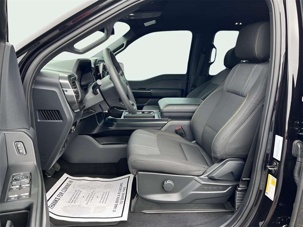 Ford F-150 STX SuperCrew 4WD 2024 Ford F-150 STX SuperCrew 4WD 2024