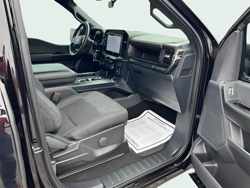 Ford F-150 STX SuperCrew 4WD 2024 Ford F-150 STX SuperCrew 4WD 2024