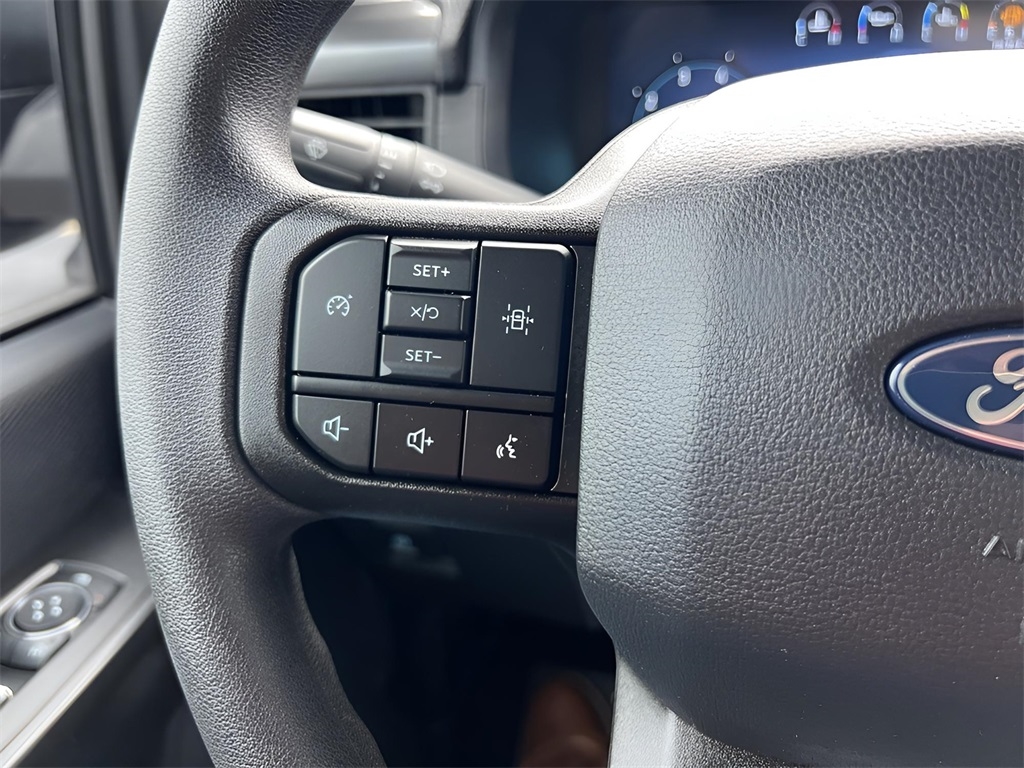 Ford F-150 STX SuperCrew 4WD 2024 Ford F-150 STX SuperCrew 4WD 2024