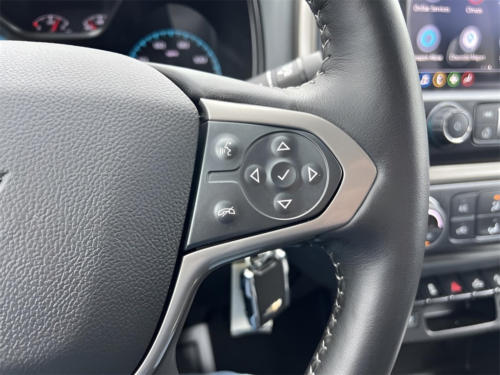 Chevrolet Colorado Z71 Crew Cab Long Box 4WD 2022 Chevrolet Colorado Z71 Crew Cab Long Box 4WD 2022