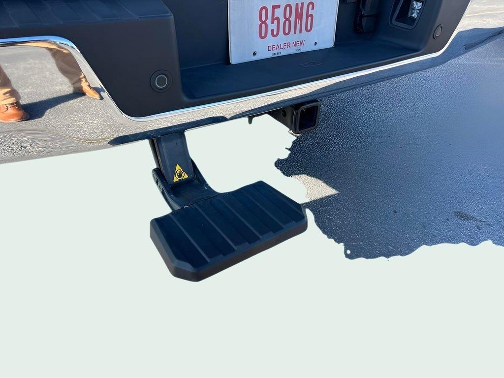 Ford F-150 XLT SuperCrew 4WD 2025