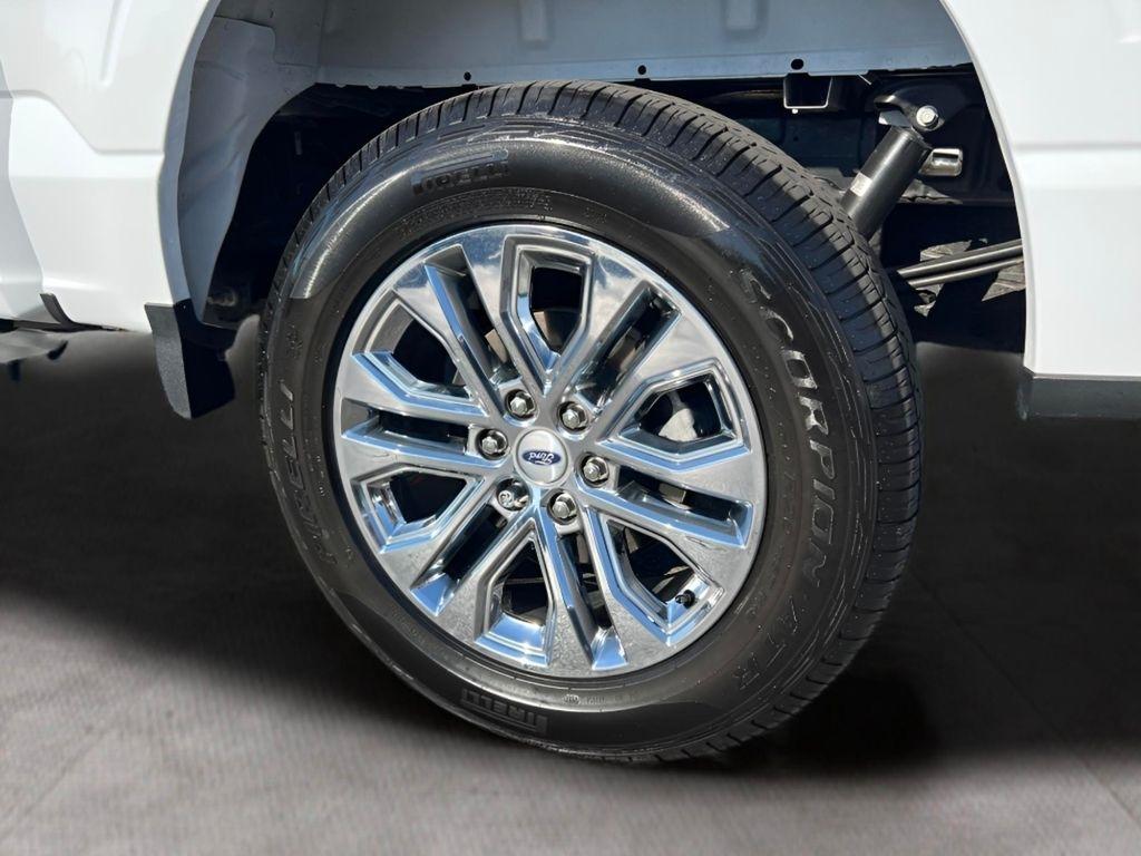 Ford F-150 XLT SuperCrew 4WD 2025