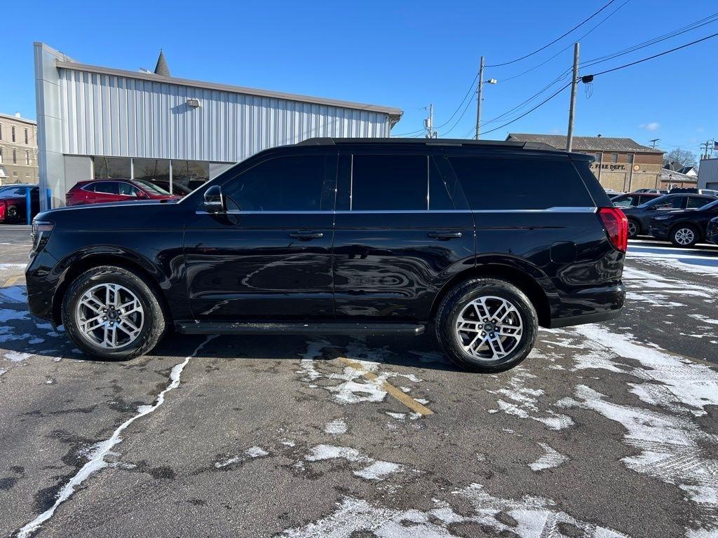 Ford Expedition Active 4WD 2025