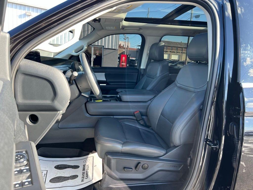 Ford Expedition Active 4WD 2025