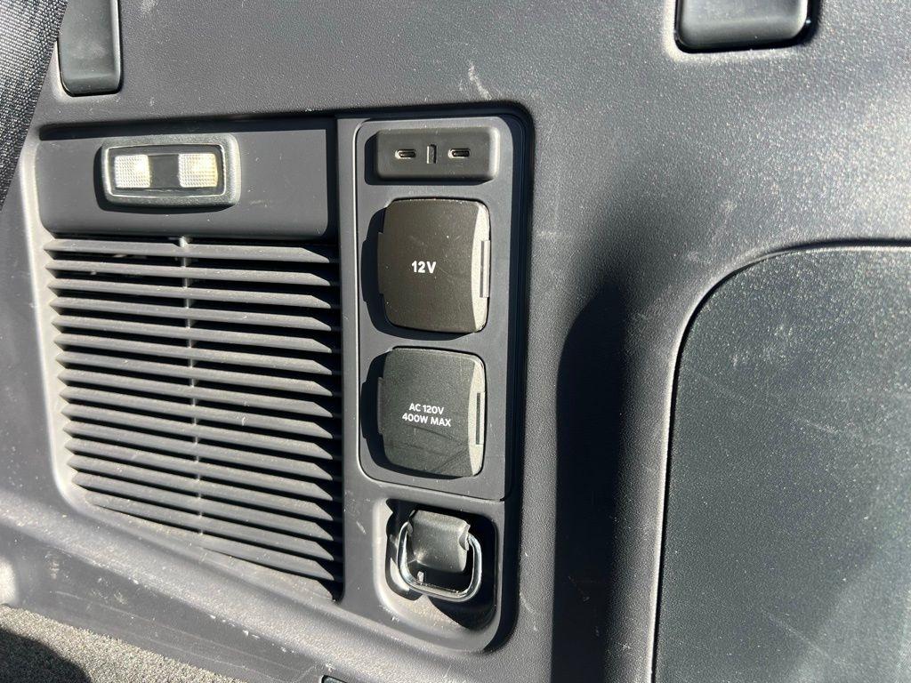 Ford Expedition Active 4WD 2025