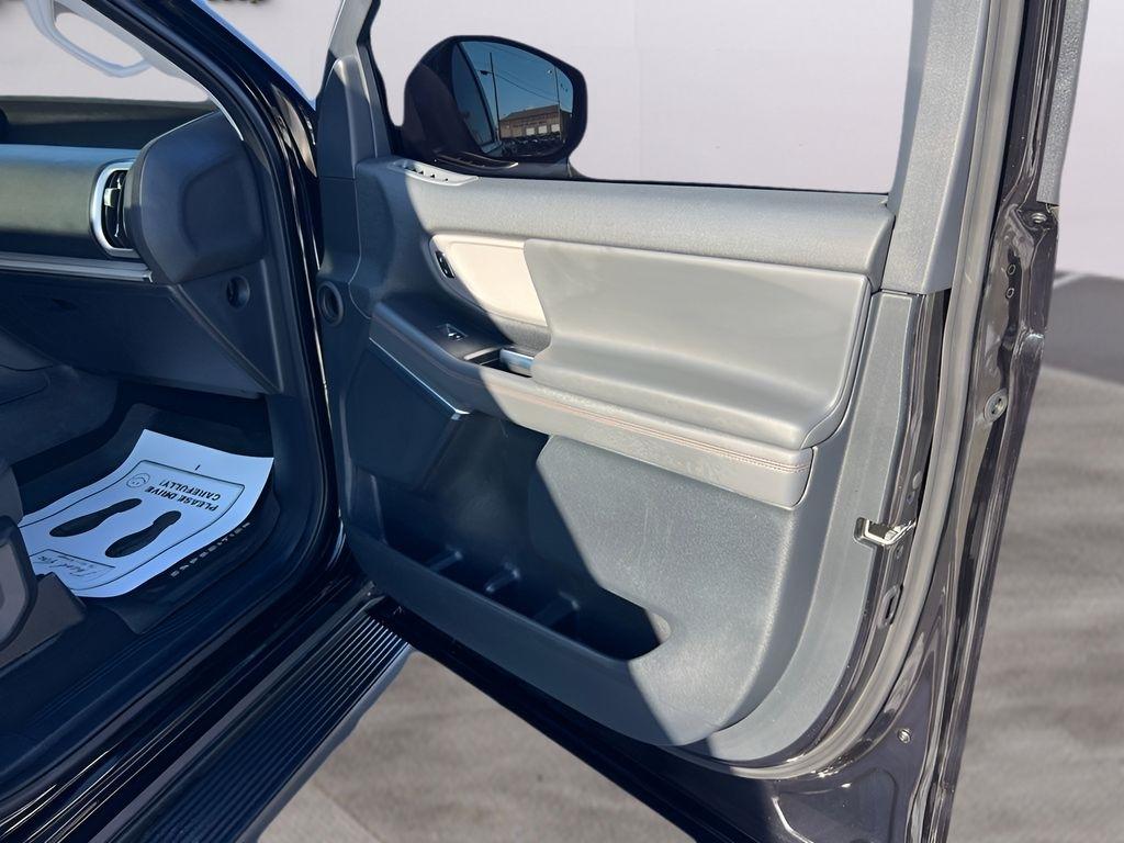 Ford Expedition Active 4WD 2025