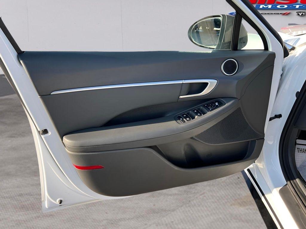 Hyundai Sonata SEL 2021