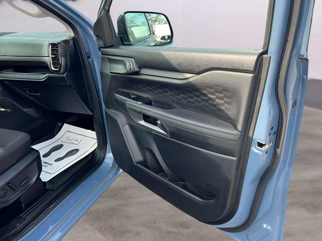 Ford Ranger XLT SuperCrew 4WD 2025