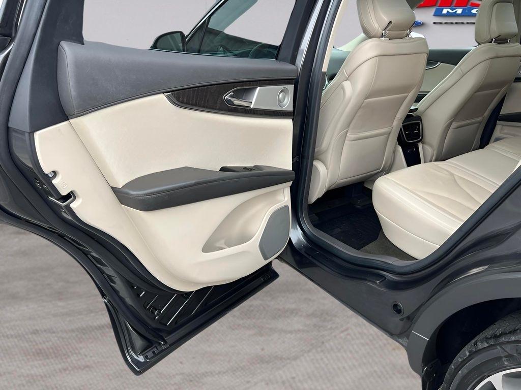 Lincoln Nautilus Reserve AWD 2020