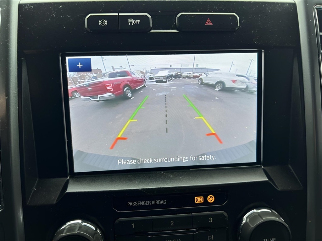 Ford F-250 SD XLT Crew Cab 4WD 2022