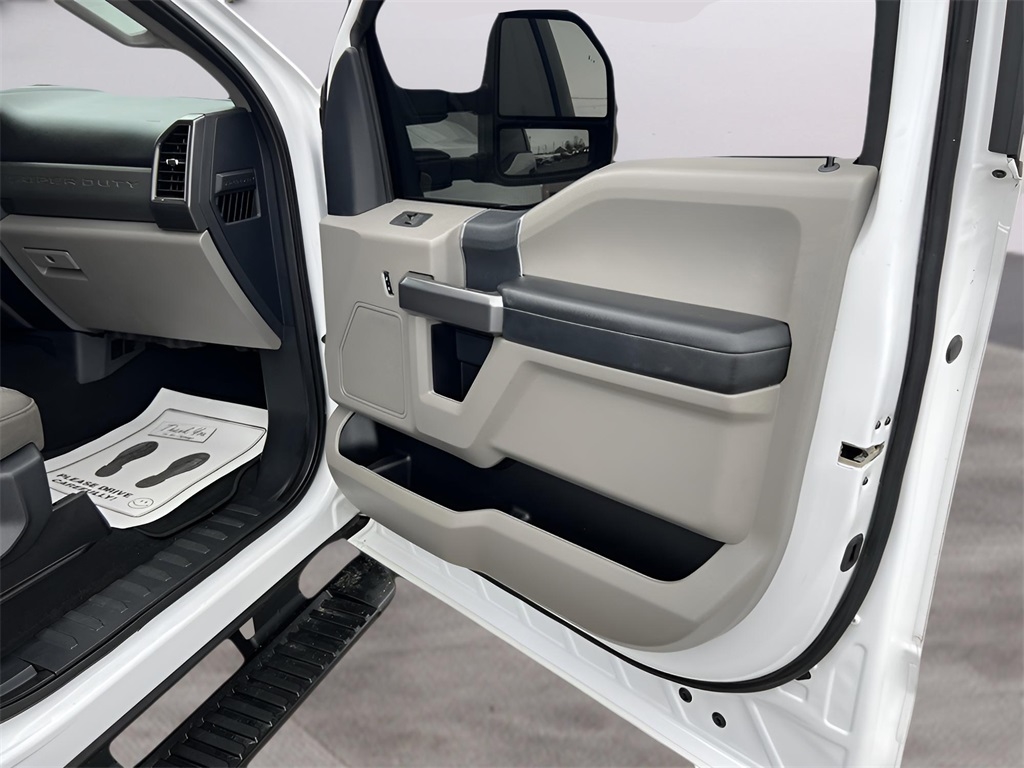 Ford F-250 SD XLT Crew Cab 4WD 2022