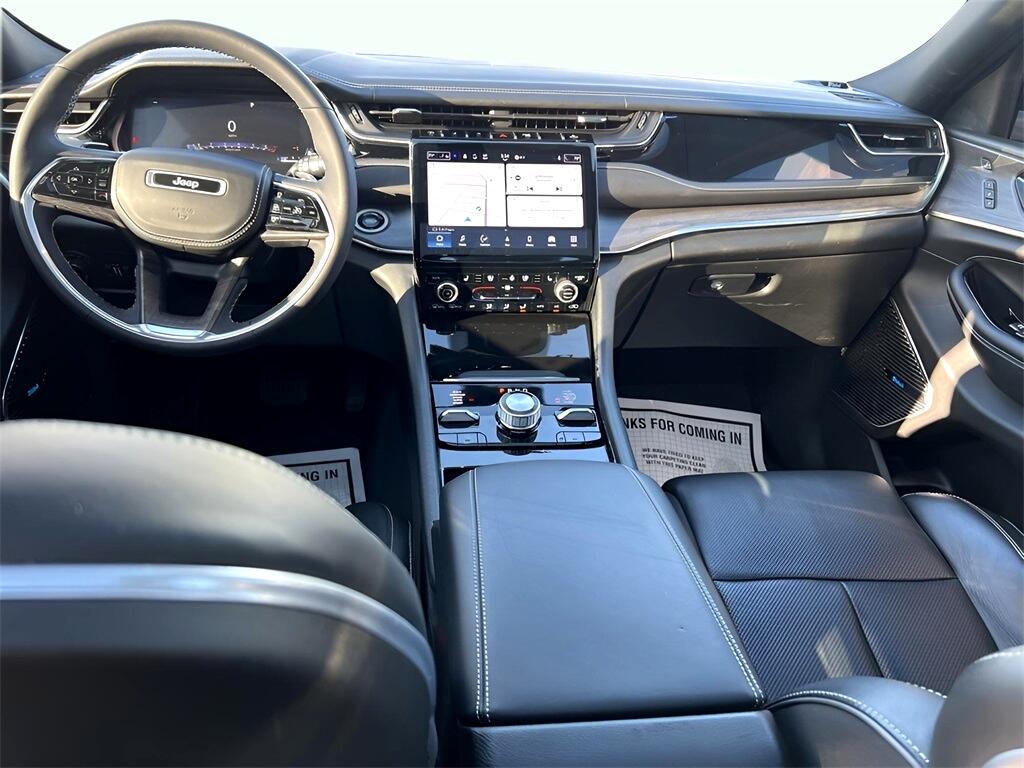 Jeep Grand Cherokee Overland 4WD 2023