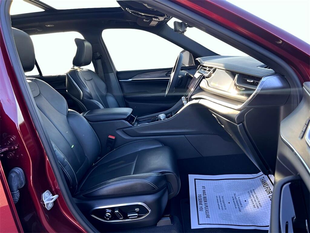 Jeep Grand Cherokee Overland 4WD 2023