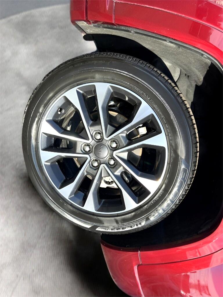 Jeep Grand Cherokee Overland 4WD 2023