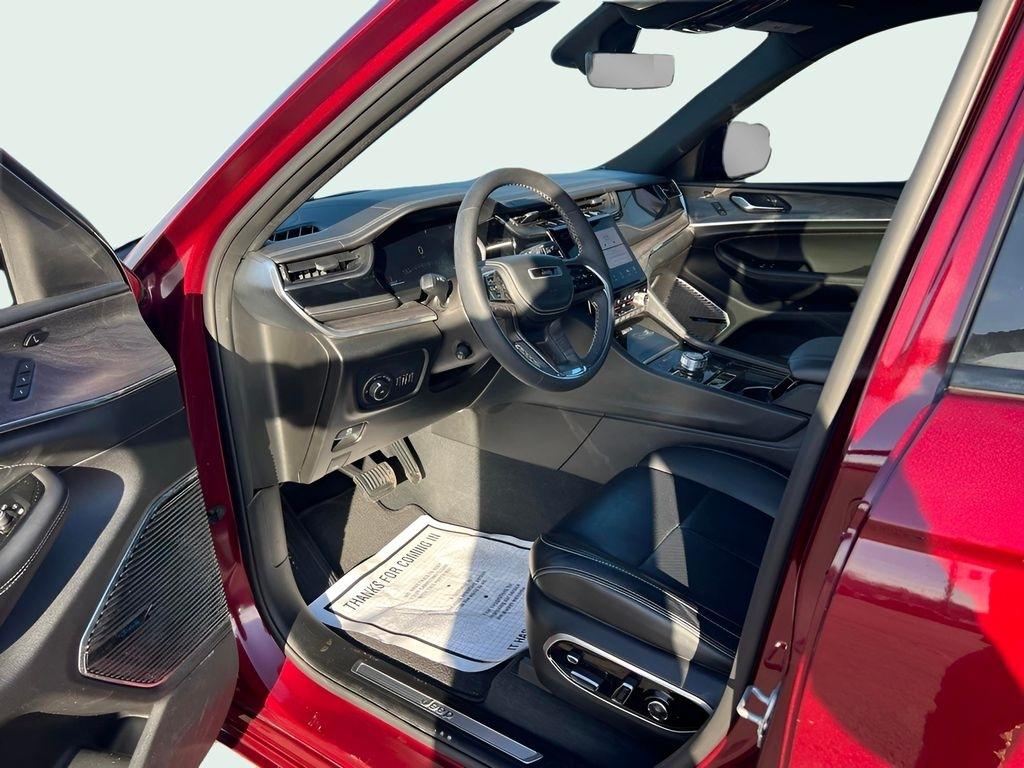 Jeep Grand Cherokee Overland 4WD 2023