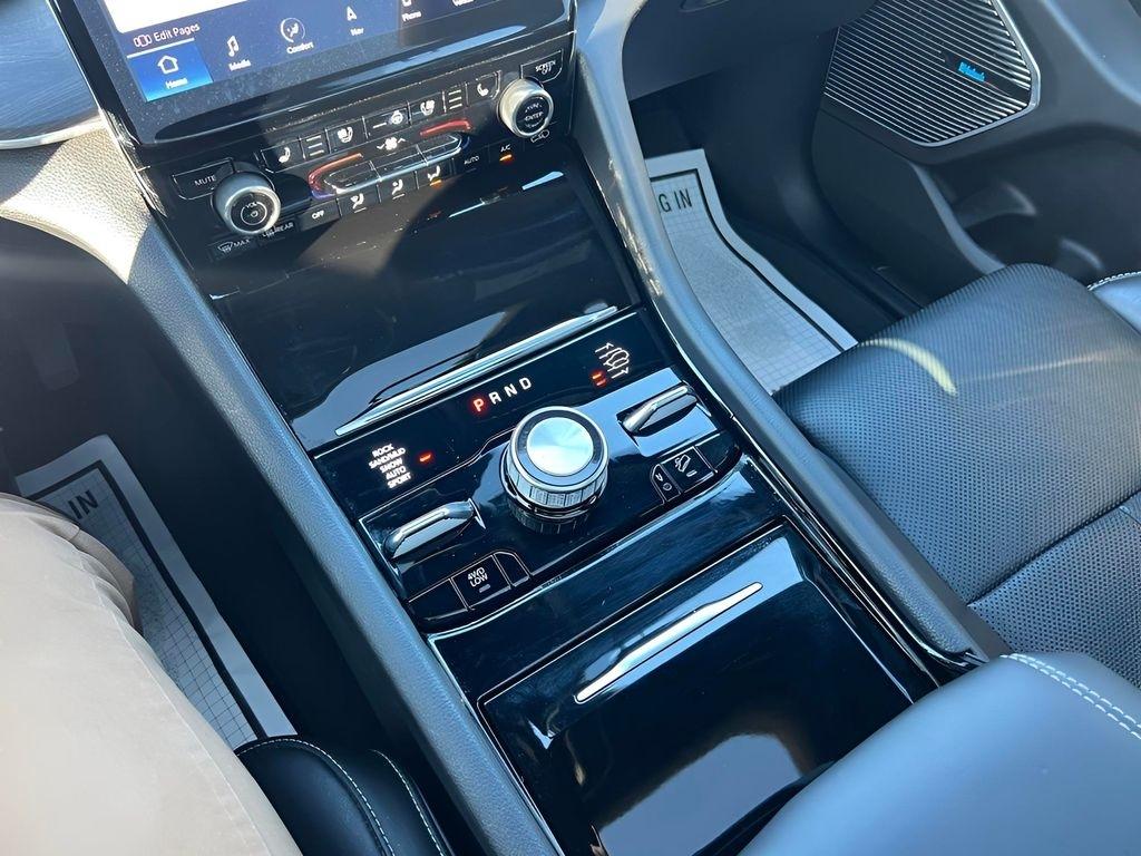 Jeep Grand Cherokee Overland 4WD 2023