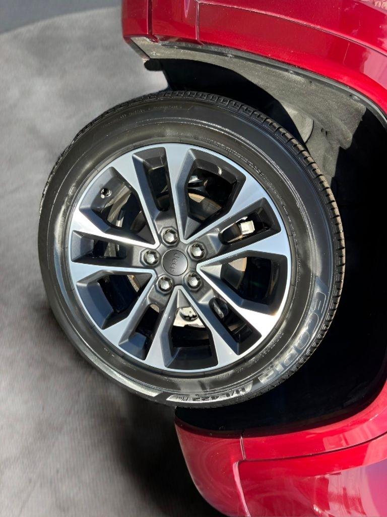 Jeep Grand Cherokee Overland 4WD 2023