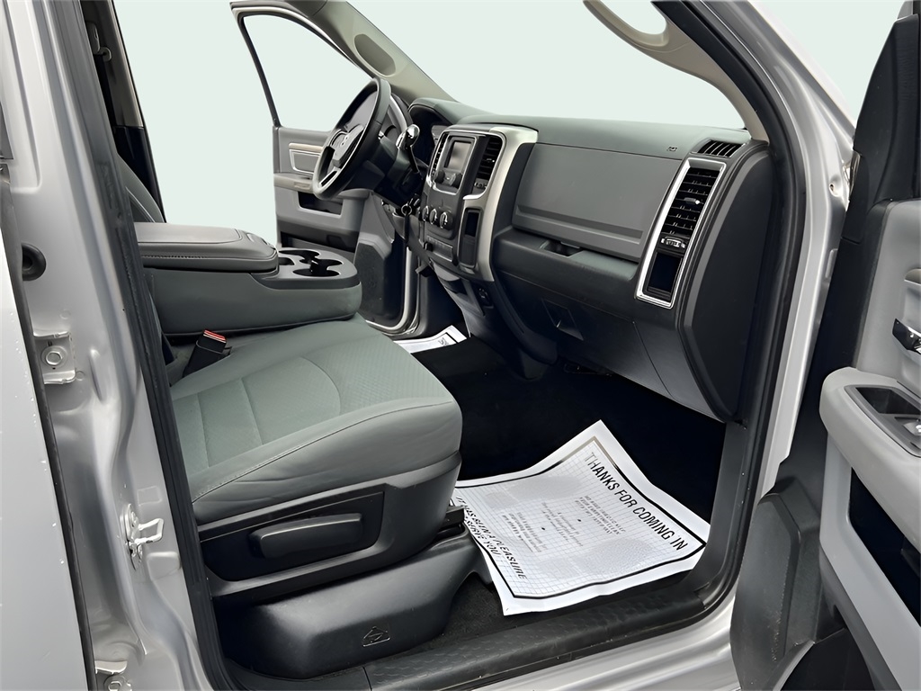 RAM 2500 SLT Crew Cab SWB 4WD 2017