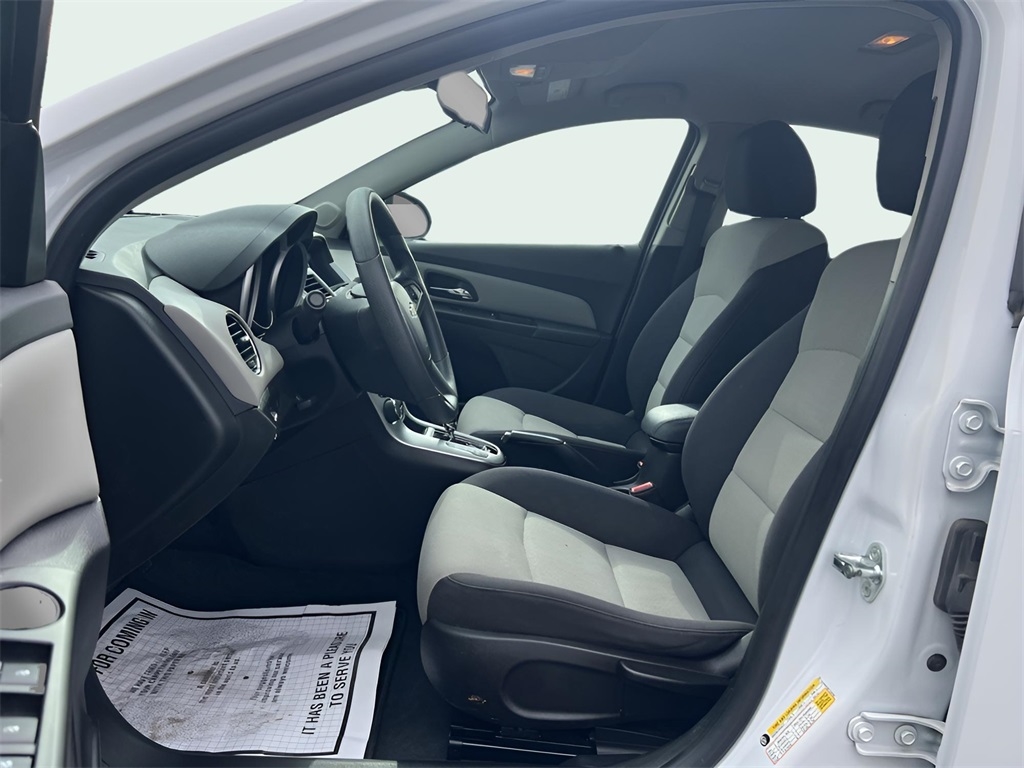 Chevrolet Cruze LS Auto 2015