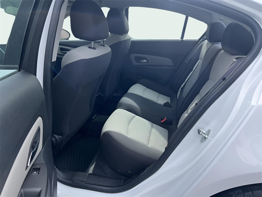 Chevrolet Cruze LS Auto 2015