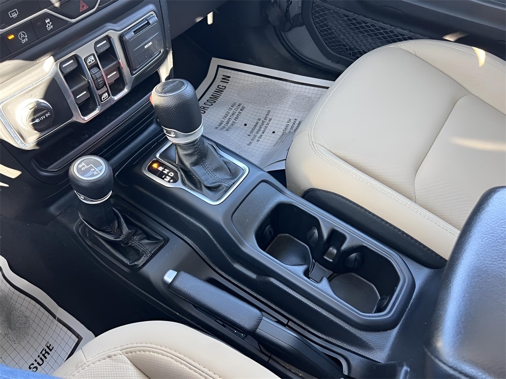 Jeep Gladiator Sport S 2021