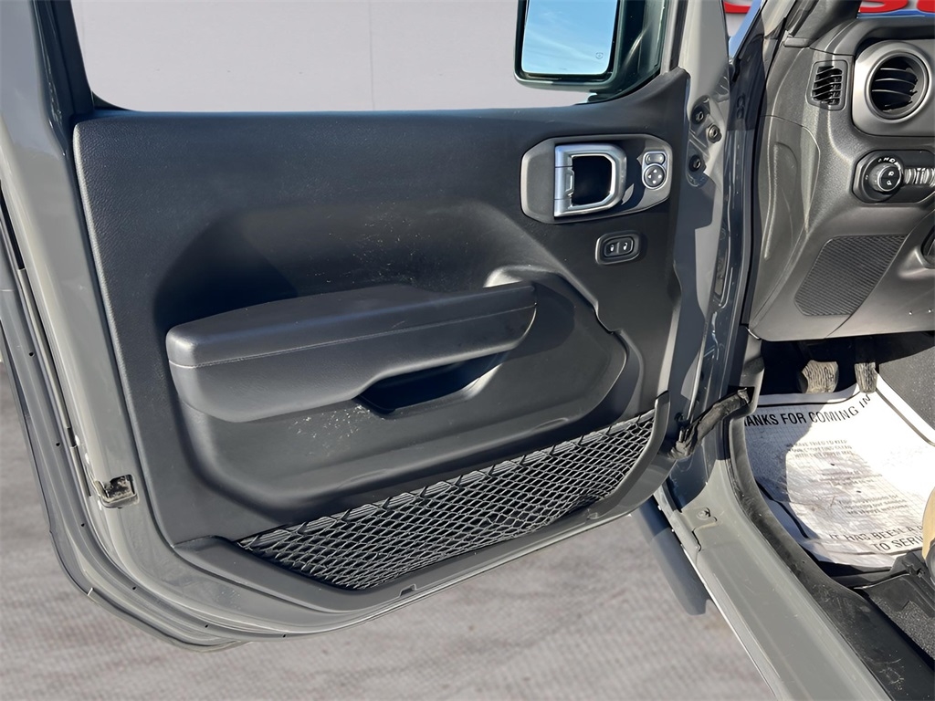 Jeep Gladiator Sport S 2021