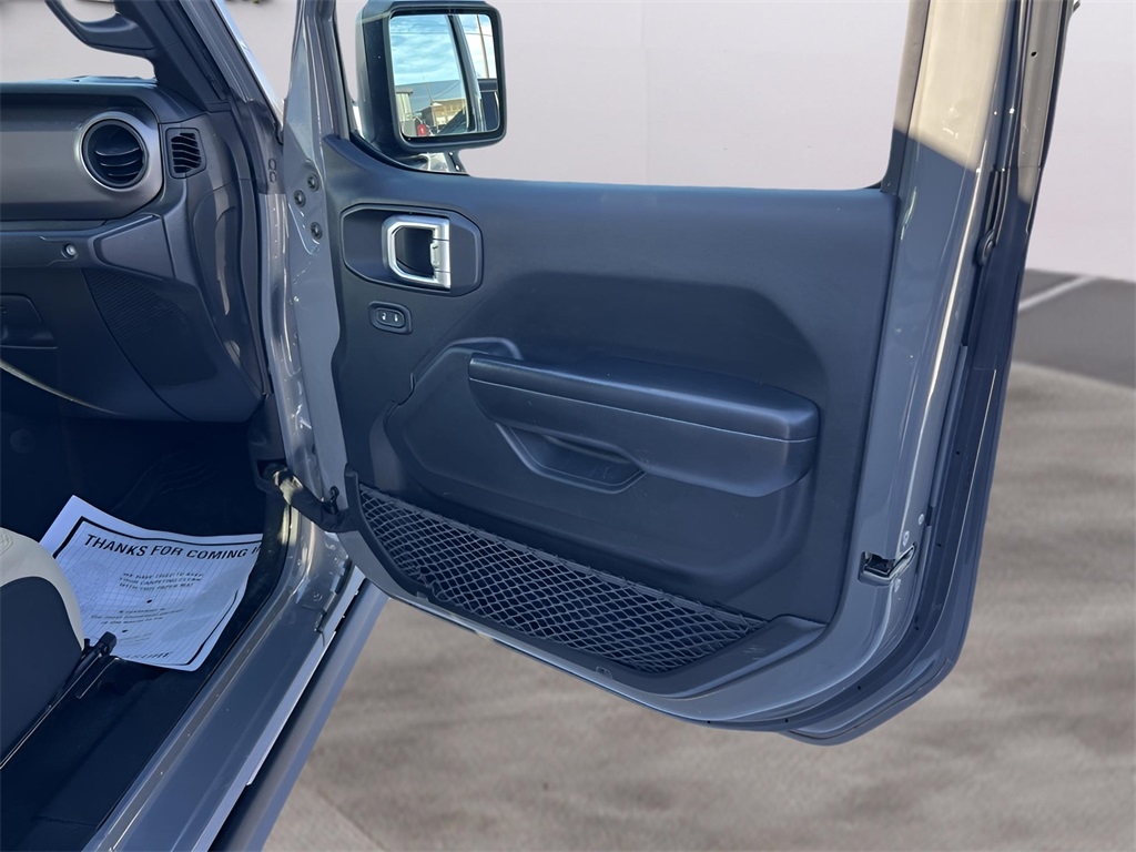 Jeep Gladiator Sport S 2021