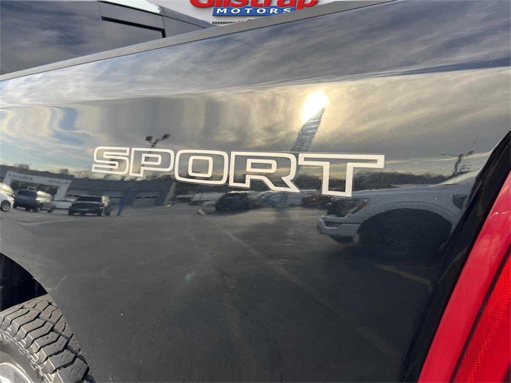 RAM 1500 Big Horn Crew Cab SWB 4WD 2020