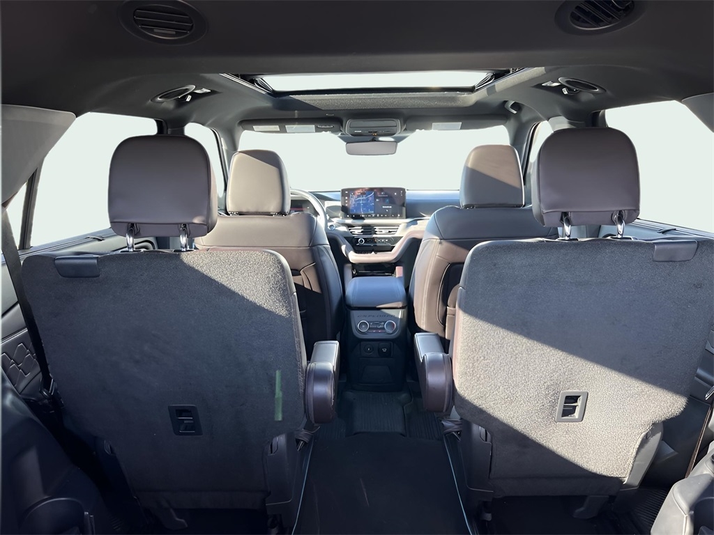 Ford Explorer Platinum AWD 2025