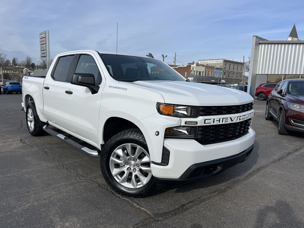 2020 Chevrolet Silverado 1500 Custom Crew Cab Long Box 4WD