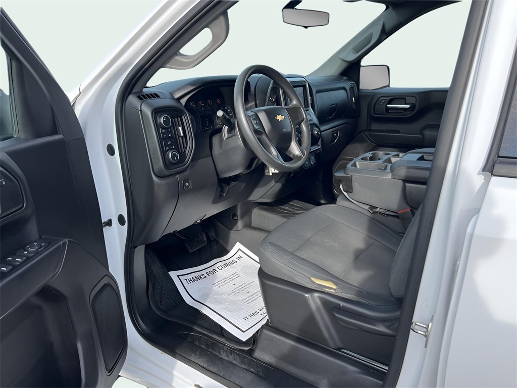 Chevrolet Silverado 1500 Custom Crew Cab Long Box 4WD 2020