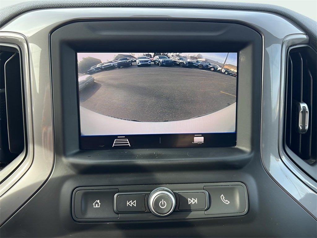 Chevrolet Silverado 1500 Custom Crew Cab Long Box 4WD 2020