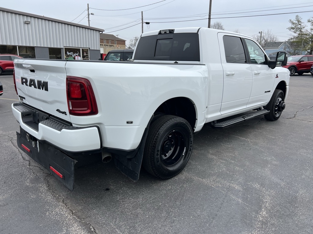 RAM 3500 Laramie Mega Cab 4WD DRW 2025