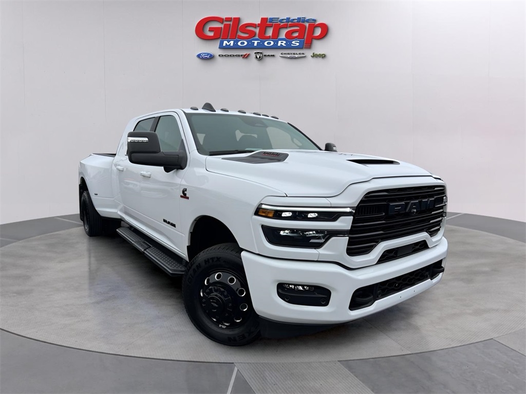 RAM 3500 Laramie Mega Cab 4WD DRW 2025