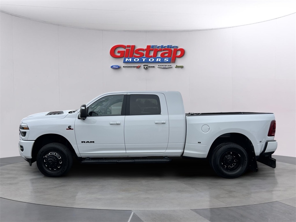 RAM 3500 Laramie Mega Cab 4WD DRW 2025