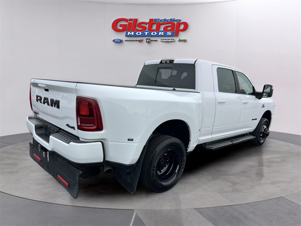 RAM 3500 Laramie Mega Cab 4WD DRW 2025