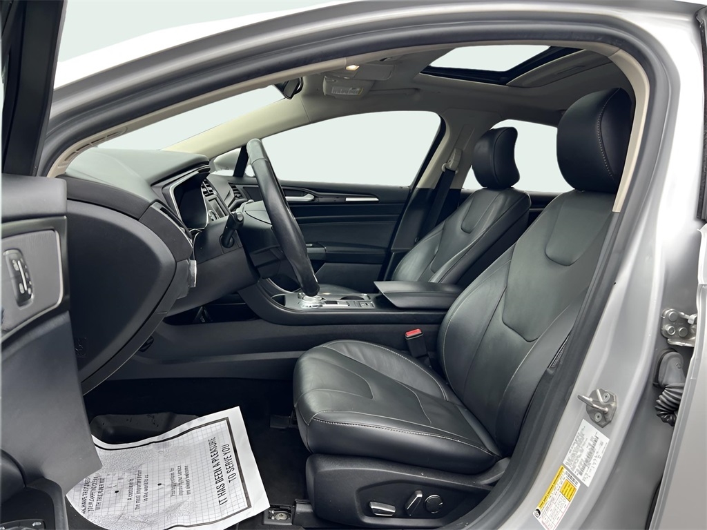 Ford Fusion Hybrid Titanium 2019