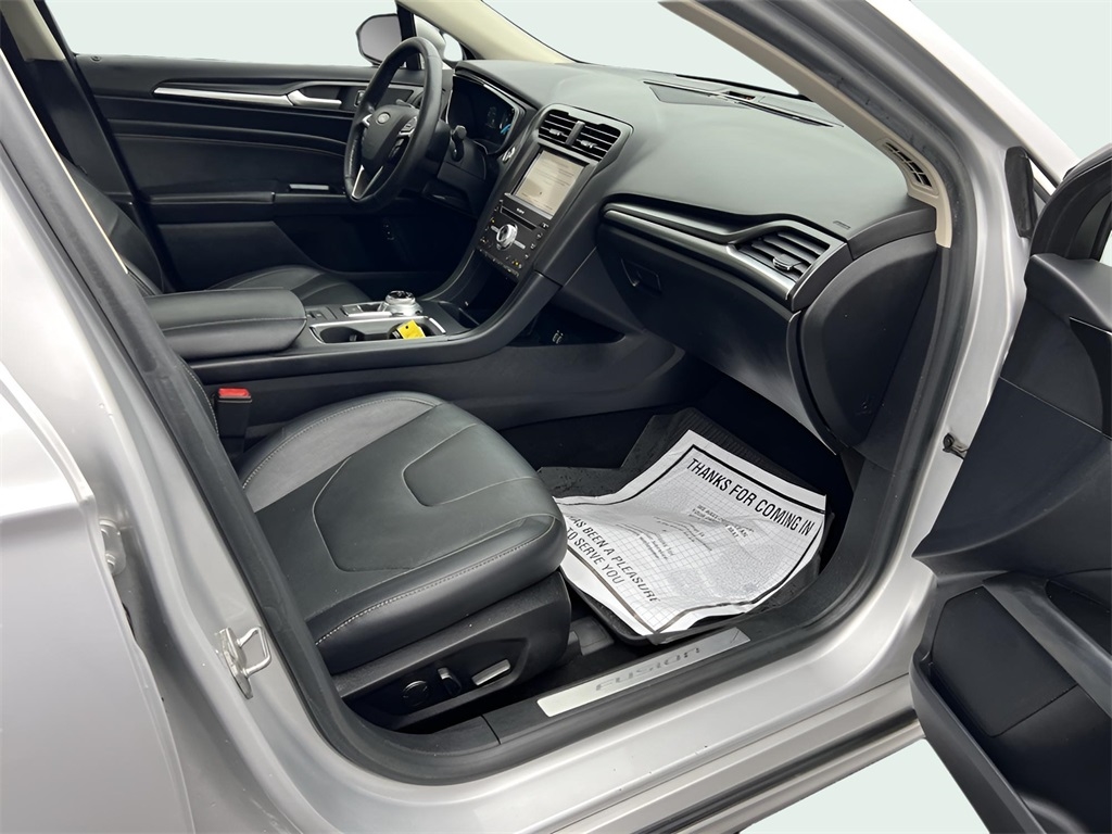 Ford Fusion Hybrid Titanium 2019