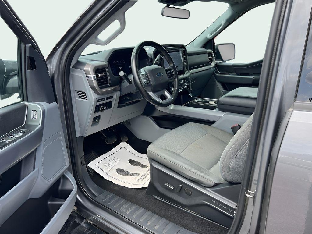 Ford F-150 XLT SuperCrew 4WD 2024